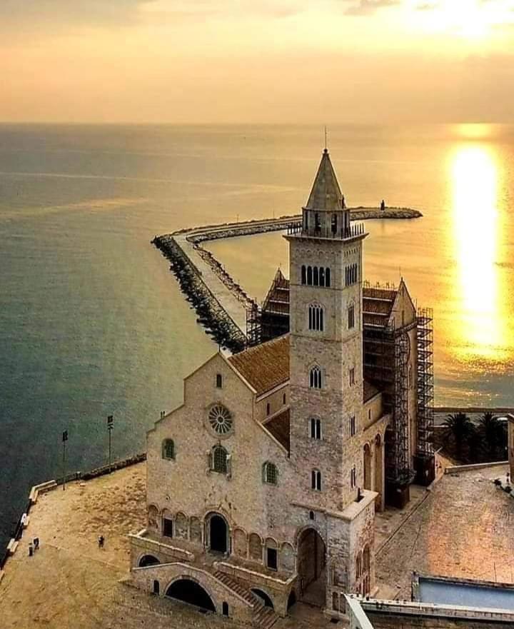 Ale&Anda Villa Trani Buitenkant foto